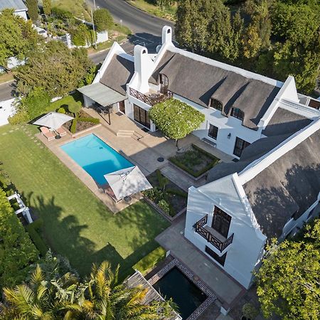 Die Rietdak - Reetdachhaus Mit Vier Schlafzimmern Cape Town Bagian luar foto