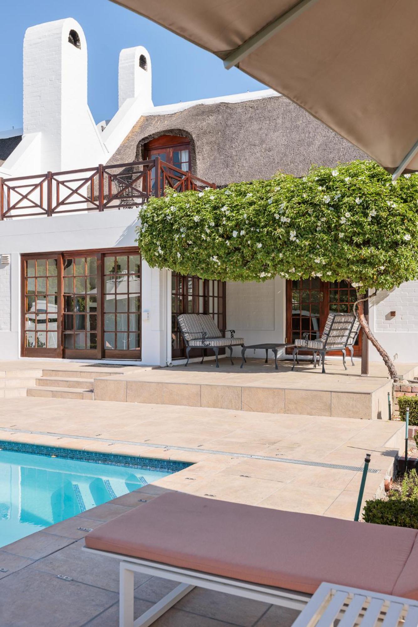 Die Rietdak - Reetdachhaus Mit Vier Schlafzimmern Cape Town Bagian luar foto