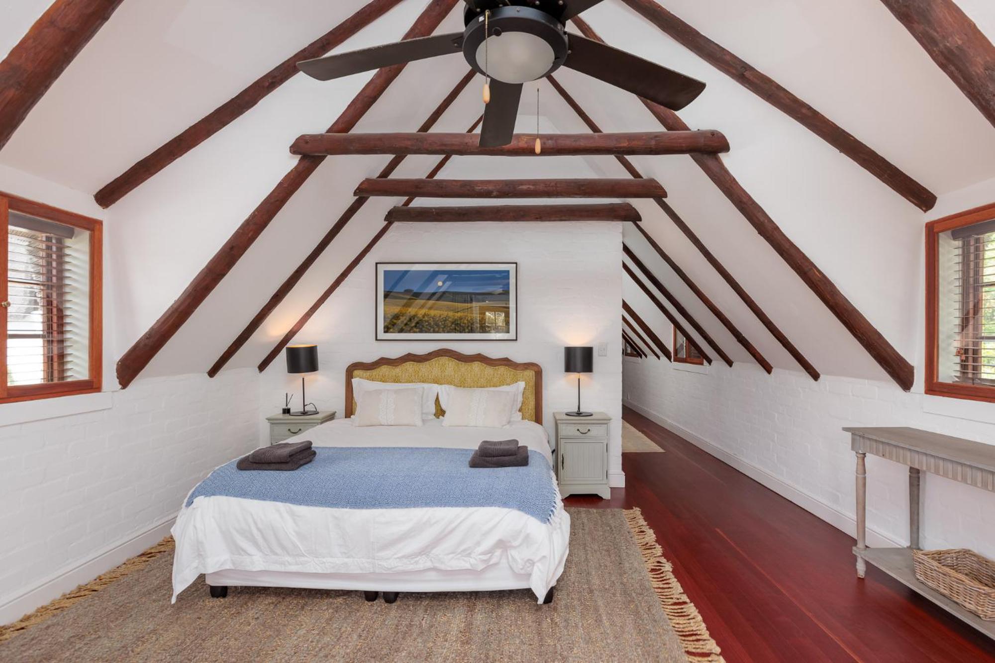 Die Rietdak - Reetdachhaus Mit Vier Schlafzimmern Cape Town Bagian luar foto