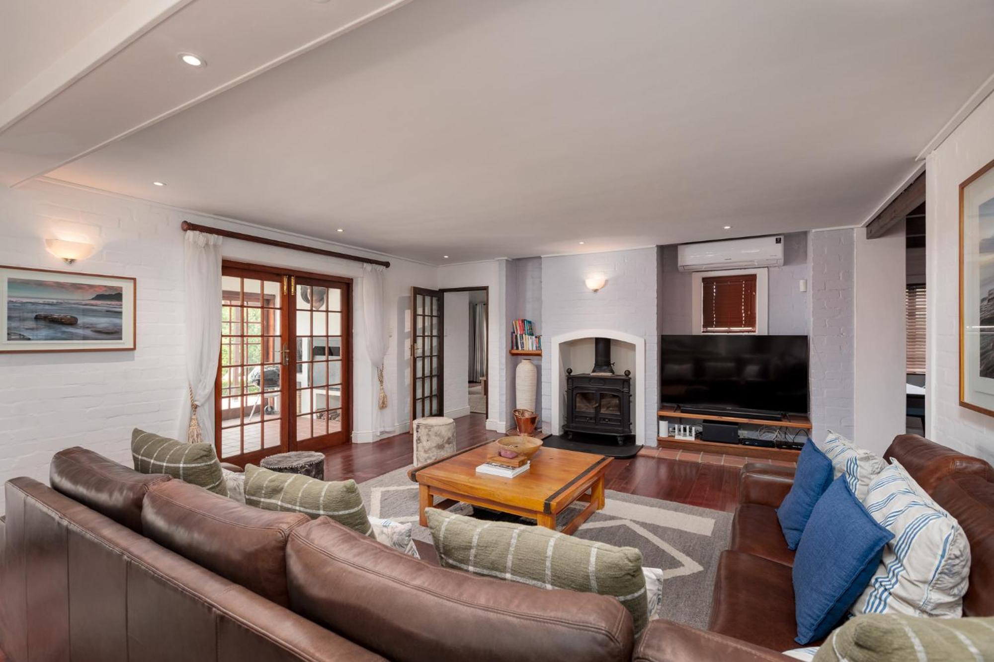 Die Rietdak - Reetdachhaus Mit Vier Schlafzimmern Cape Town Bagian luar foto